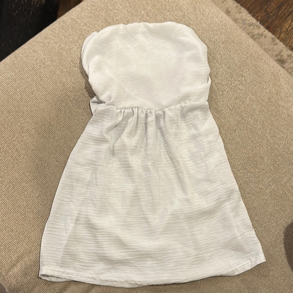 PrettyLittleThing White Strapless Sundress